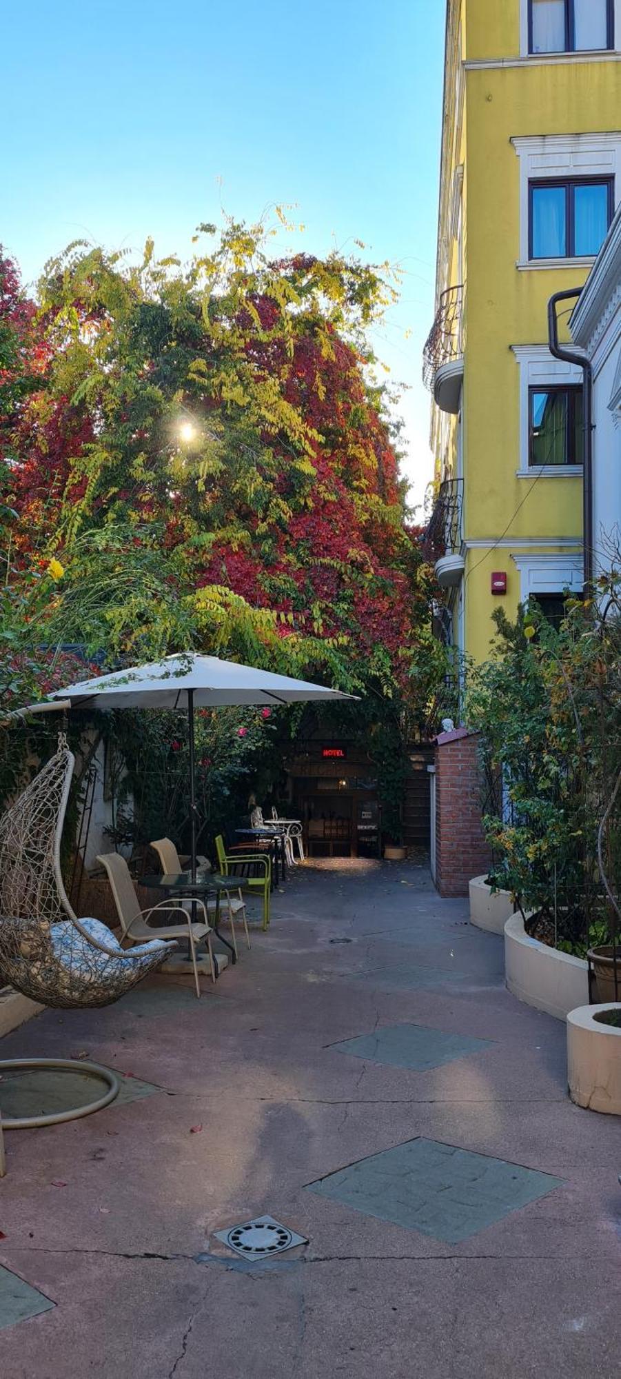 Casa Michelangelo Hotel Bukares Bagian luar foto