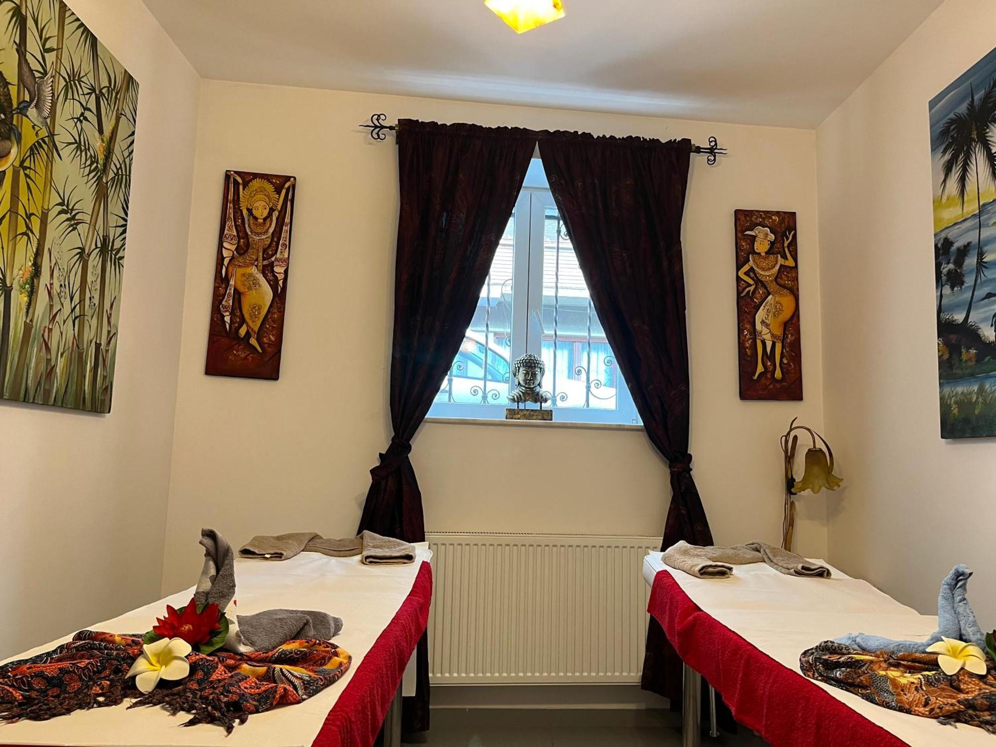 Casa Michelangelo Hotel Bukares Bagian luar foto