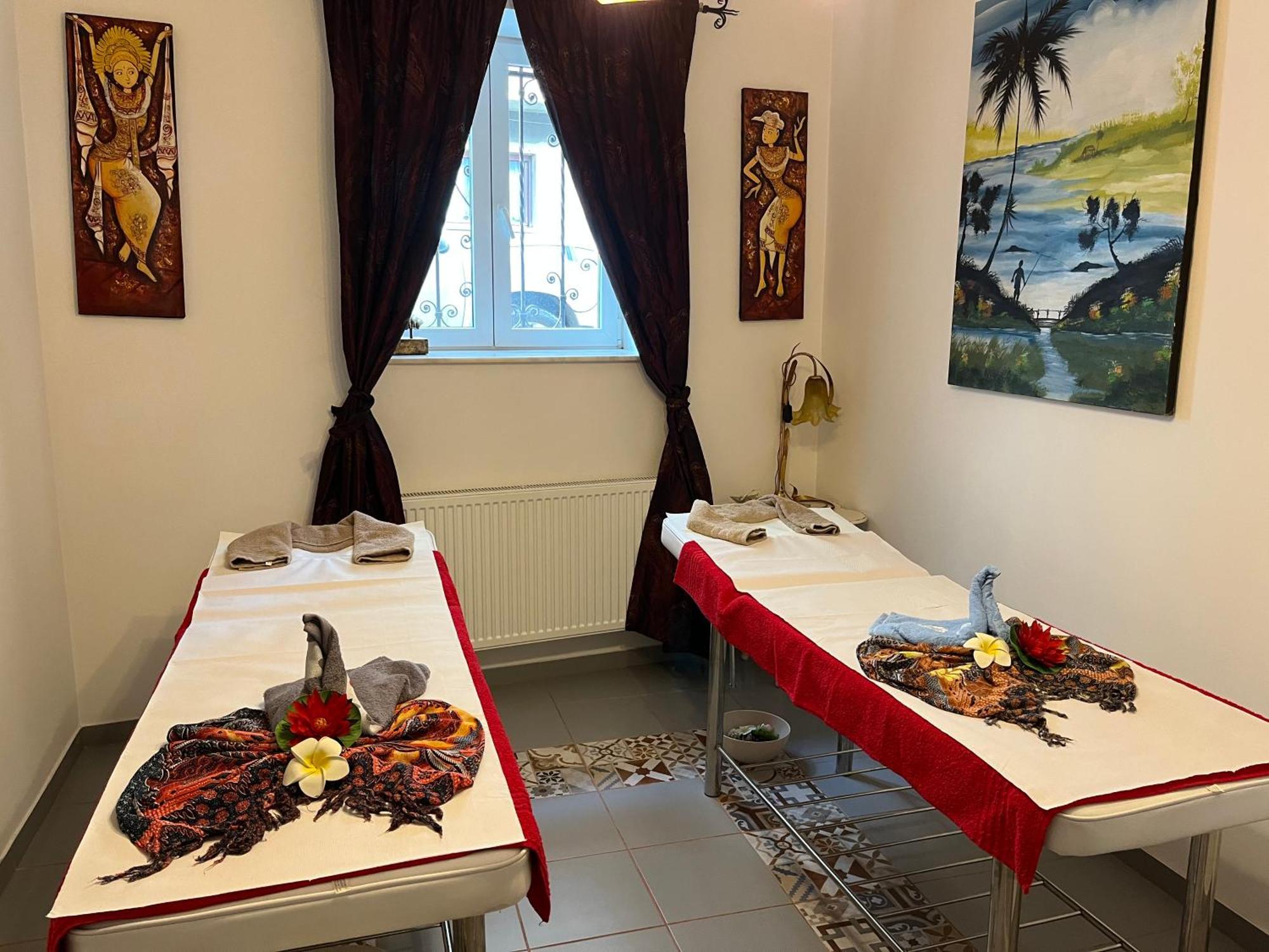 Casa Michelangelo Hotel Bukares Bagian luar foto